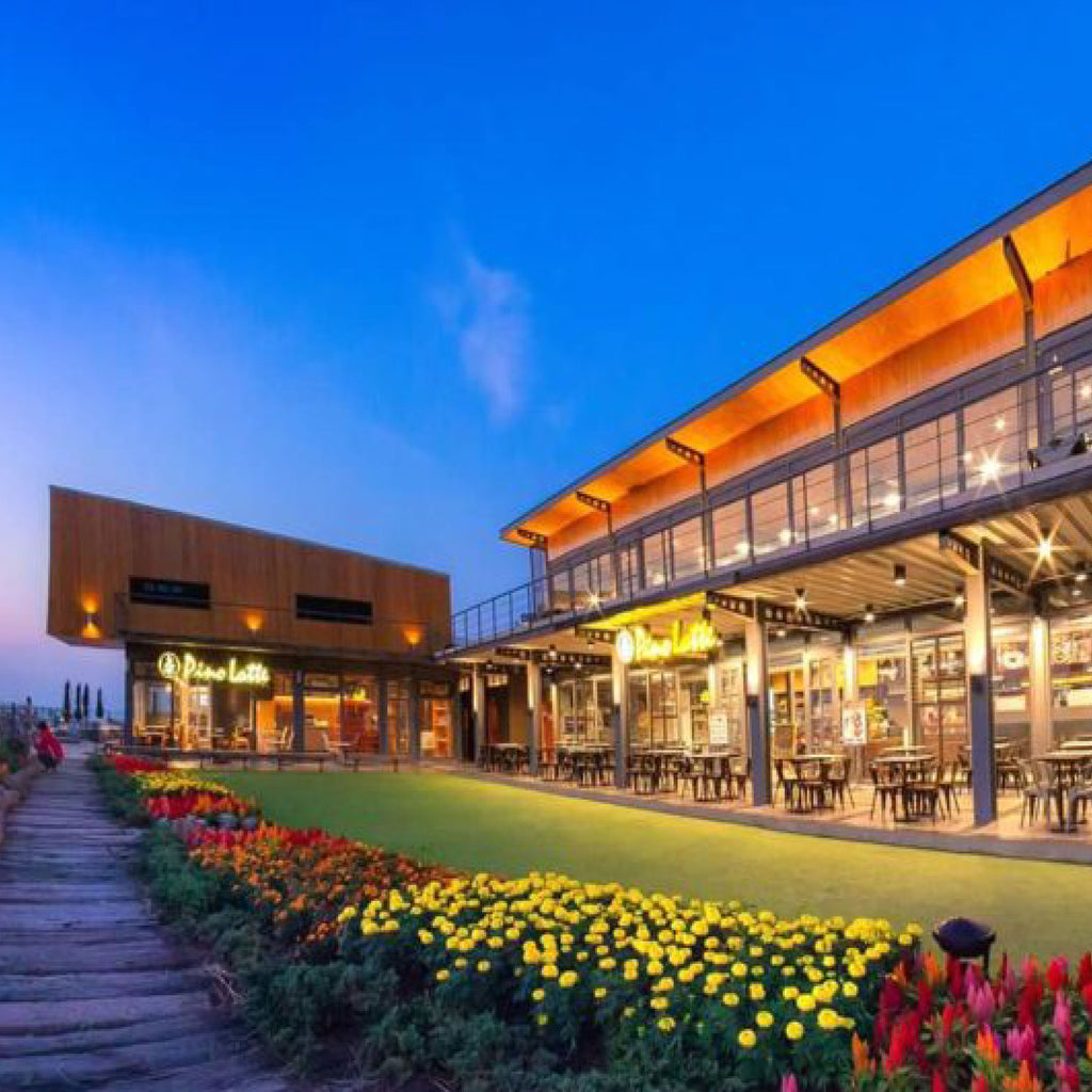 Damnoen Saduak Floating Market and Maeklong Railway Market Tour (Join-in-tour)